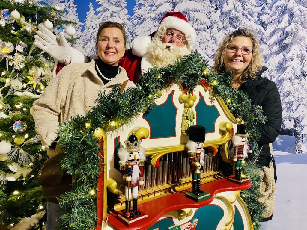 Kerstman huren met kerst orgel